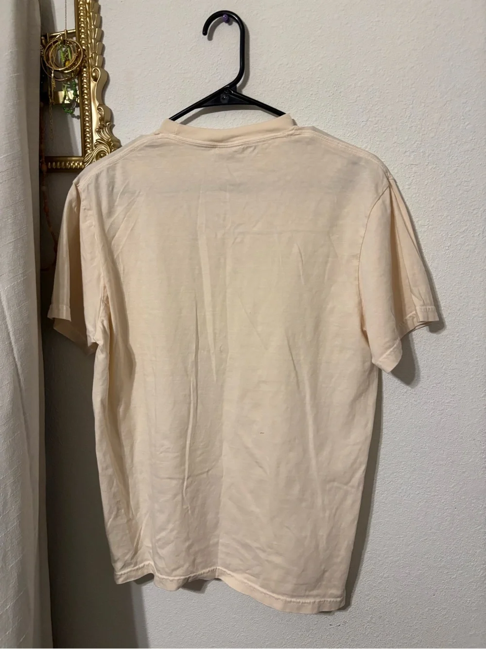 Comfort Colors Cream Hello Kitty Houston Astros Graphic Tee